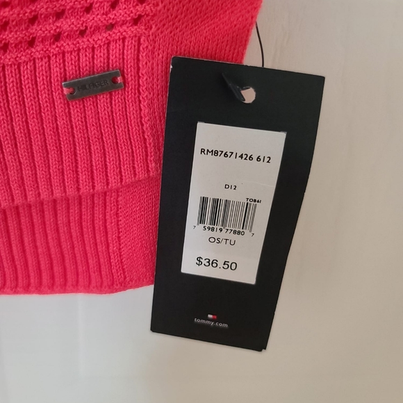 Tommy Hilfiger Knitted Pink Scarf - Picture 3 of 3
